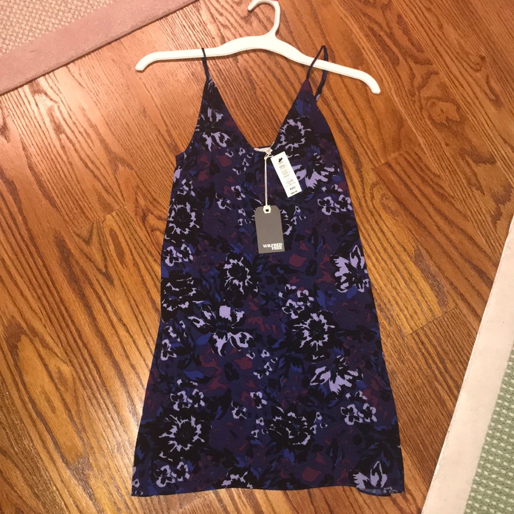 Brand new Wilfred Free dress, perfect condition,